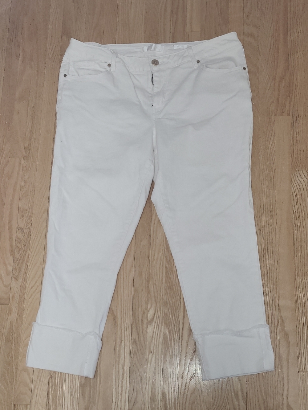 White Cropped Jeans